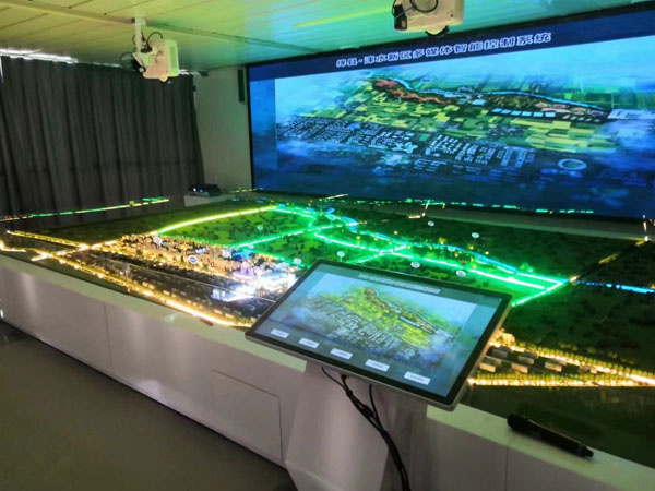 ��ý�w���ɳ�Pģ������